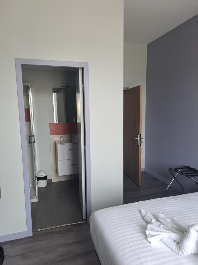 Bed and Breakfast Le Petit Vedaquais Vaas Экстерьер фото
